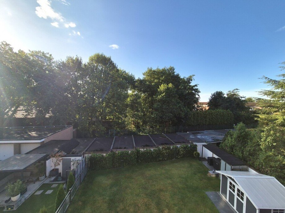 (14) Vom Balkon blicken Sie auf die angrenzenden Gr�nfl�chen Maisonettewohnung Bottrop / Vonderort