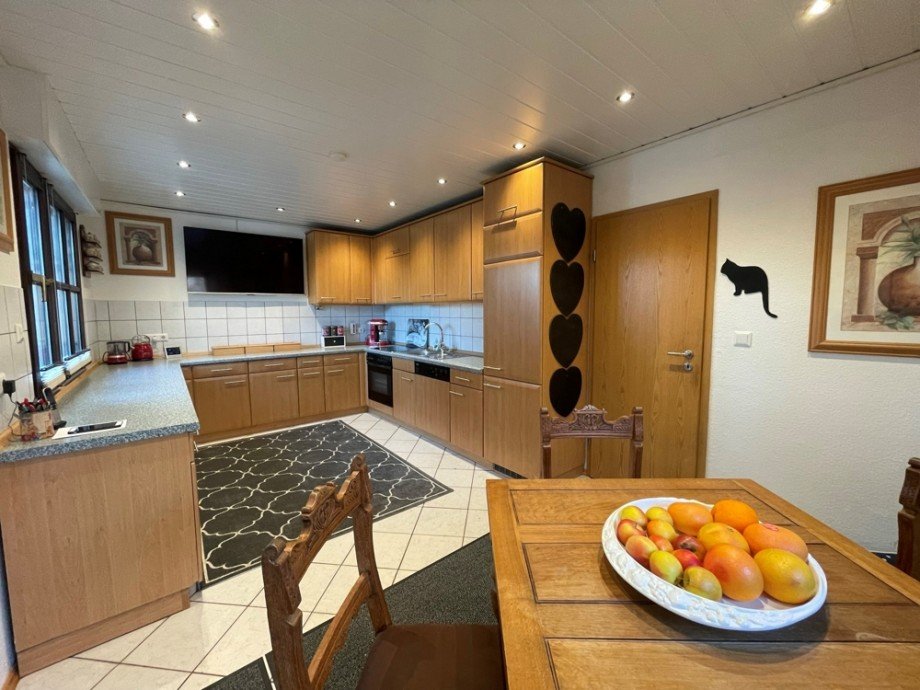 (19) Mit gegen�berliegendem Zugang in die besonders ger�umige K�che Einfamilienhaus Bottrop / Feldhausen