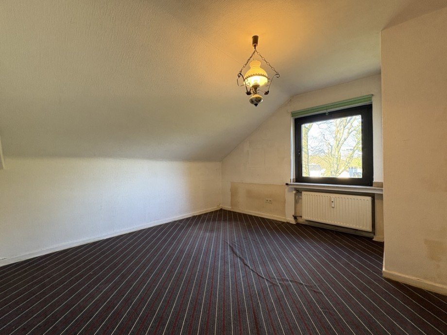 (22) Neben der K�che befindet sich ein m�gliches Kinder- oder Arbeitszimmer Haus Bottrop / Vonderort