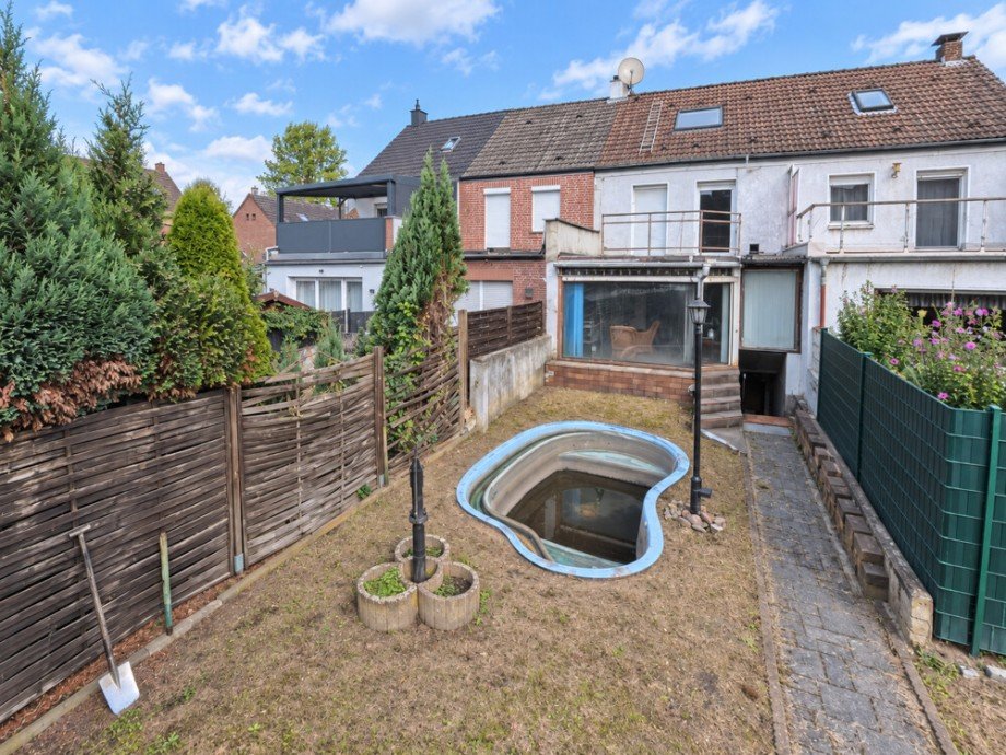 (22) Es folgen weitere Eindr�cke aus dem Gartenbereich Reihenmittelhaus Bottrop / Welheim