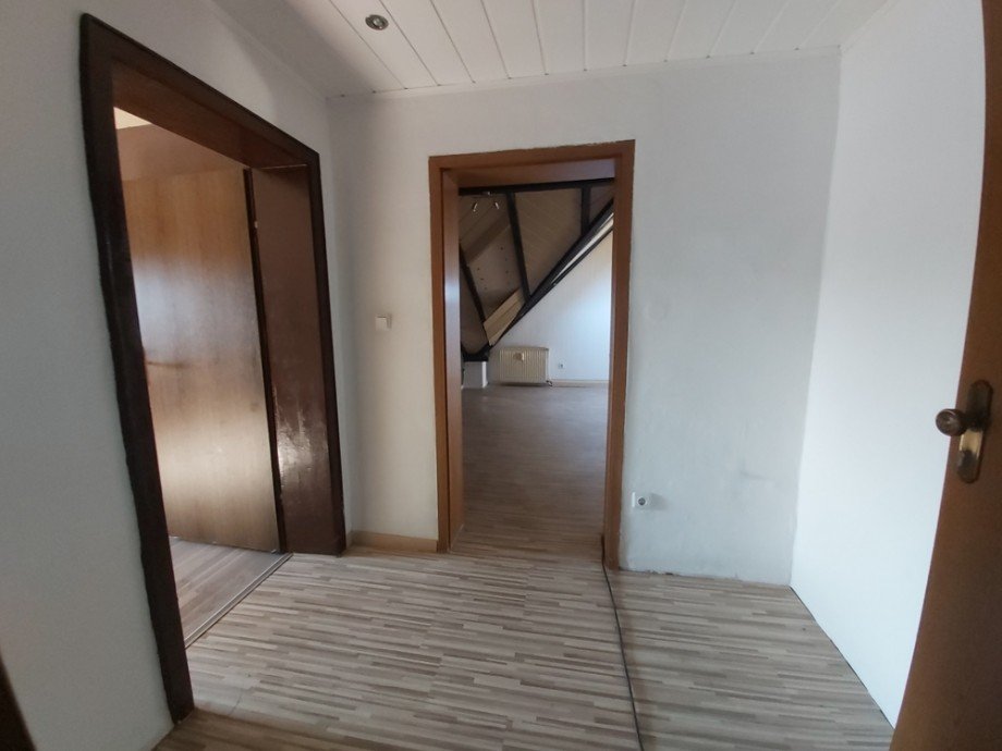 (23) Der Eingangsbereich im Dachgechoss Haus Bottrop / Batenbrock